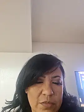 Snapshot of Erotic_nayma chatting on 12.20.25 Erotic nayma online show from 12.20.25