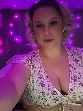 GinAnnTonic online show from 12.14.24