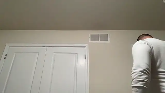 SluggishChase99 online show from 12.17.24