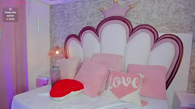 EmmaCrush online show from 03.26.26