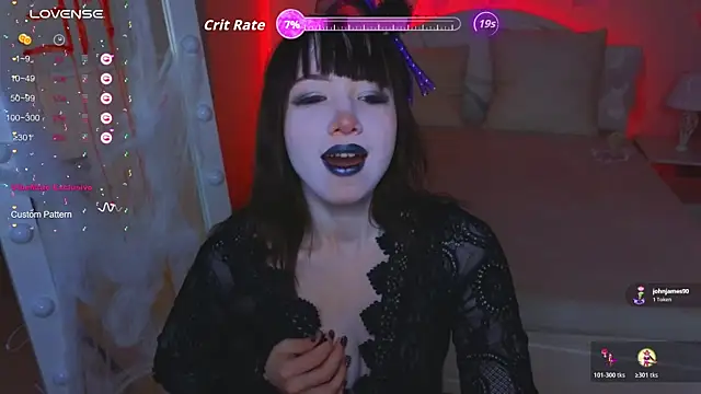 Hayle Hill online show from 10.19.25