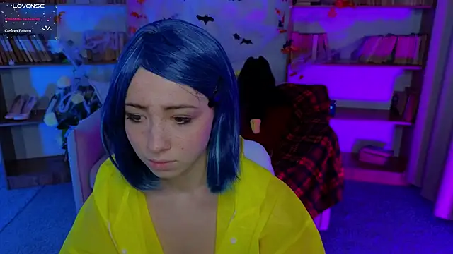 Hayle Hill online show from 10.30.25