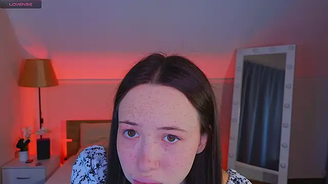 Hayle Hill online show from 11.02.25