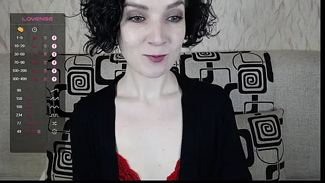 Snapshot of TinaWince chatting on 02.13.25 TinaWince online show from 02.13.25
