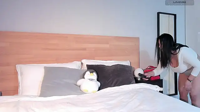  alaiasmile  online show from 02.24.26