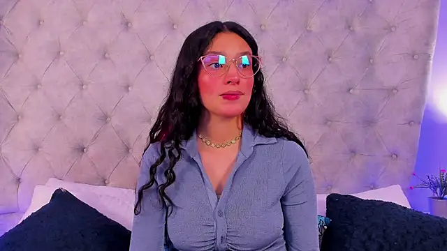Snapshot of dafne_bss chatting on 07.24.26 dafne bss online show from 07.24.26