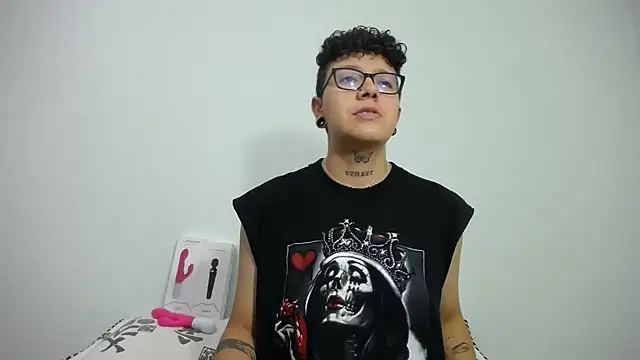 alex noa online show from 02.26.25