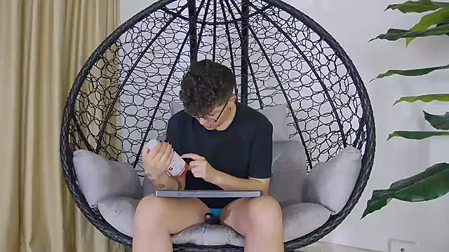 alex noa online show from 11.19.25