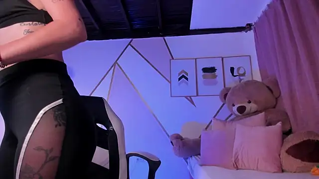 maye wells online show from 02.03.25