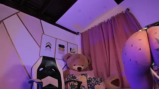 maye wells online show from 02.27.25