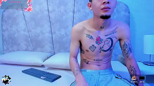 kendalltaylorr online show from 02.20.25