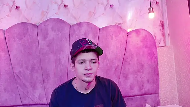 kendalltaylorr online show from 12.18.25