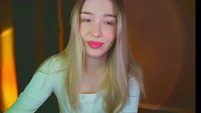 mia raspberrie online show from 01.23.25