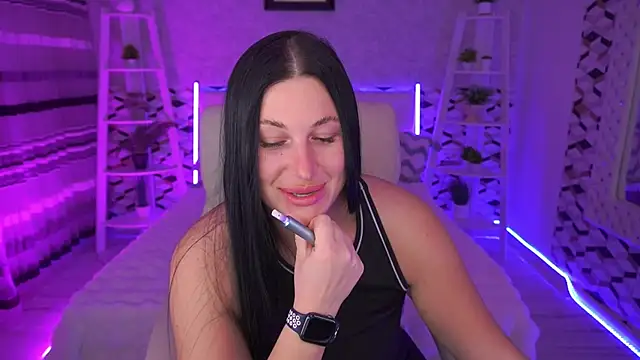 ArianaDarkk online show from 04.15.26