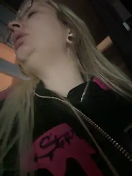 Teya moon  online show from 02.27.25