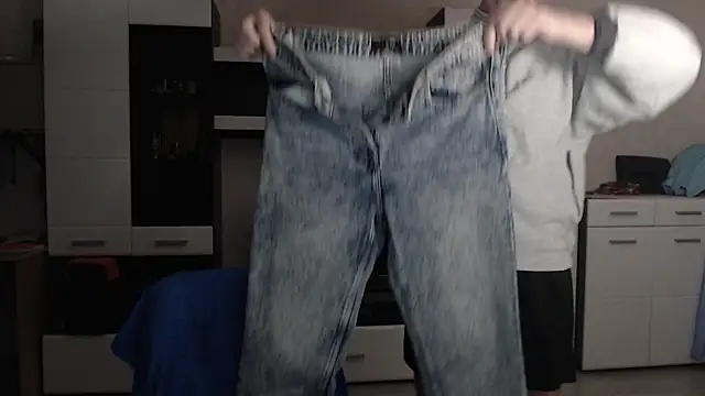 angryzan online show from 02.04.25