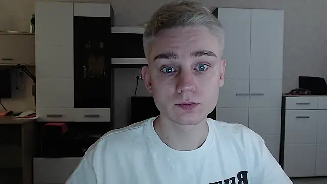 angryzan online show from 02.17.25