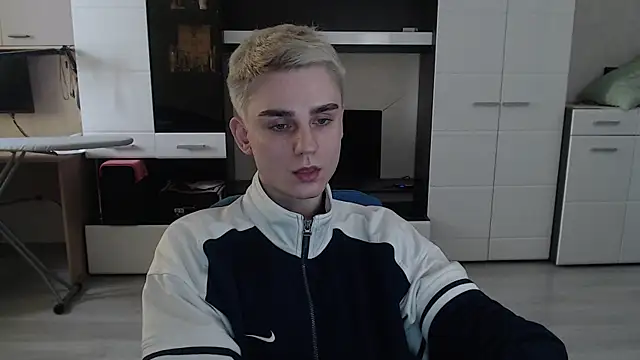 angryzan online show from 03.03.25