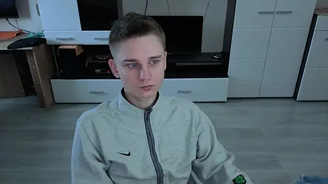 angryzan online show from 11.10.25