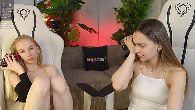 Lana Pulse online show from 12.30.24