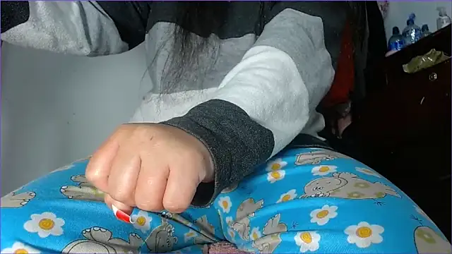 Snapshot of hairy_pussywet chatting on 01.11.26 hairy pussywet online show from 01.11.26