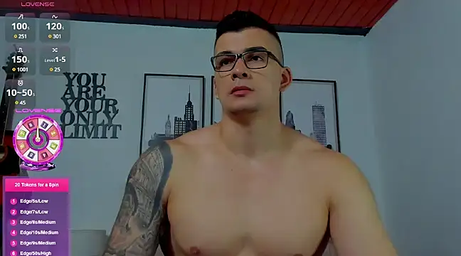 seancarreraa online show from 03.19.25