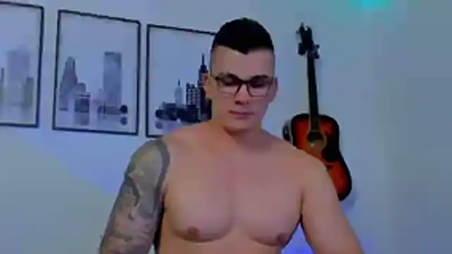 seancarreraa online show from 02.10.26