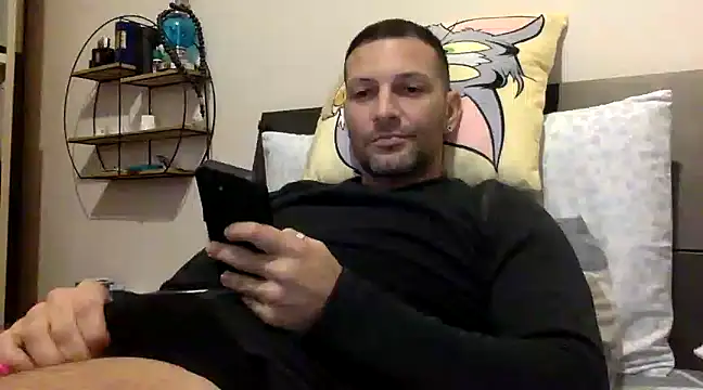 Snapshot of goroasroma90 chatting on 12.19.24 goroasroma90 online show from 12.19.24