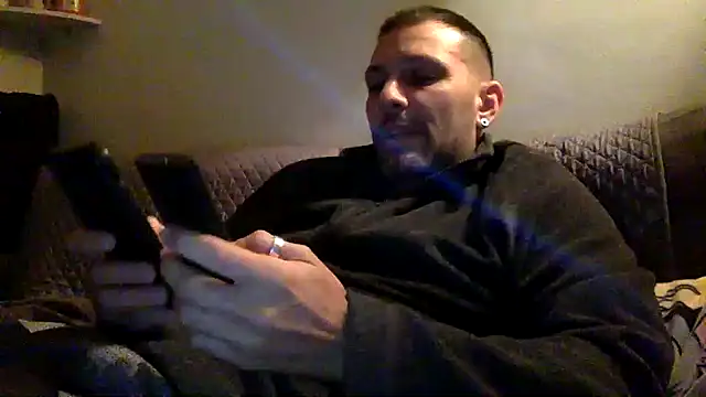 Snapshot of goroasroma90 chatting on 11.24.25 goroasroma90 online show from 11.24.25