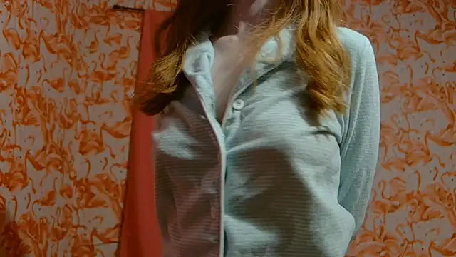 strawberrysmoothie online show from 01.10.25