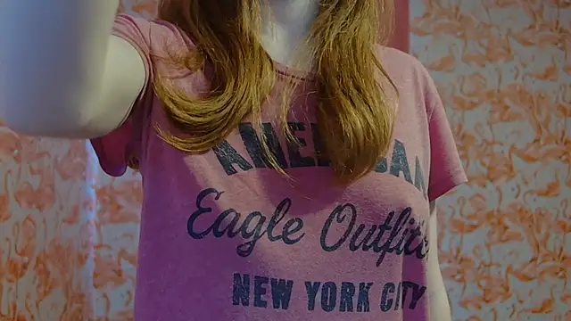 strawberrysmoothie online show from 03.17.25