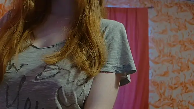 strawberrysmoothie online show from 03.19.25