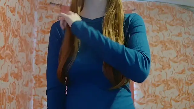 strawberrysmoothie online show from 10.24.25