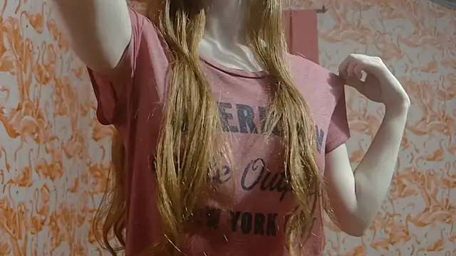 strawberrysmoothie online show from 04.04.26