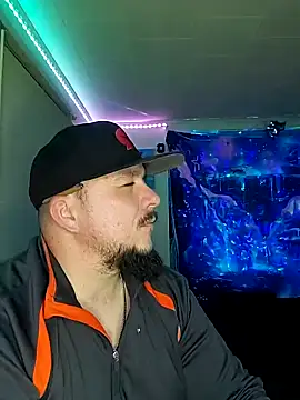 Snapshot of Spunonymous chatting on 01.07.25 Spunonymous online show from 01.07.25