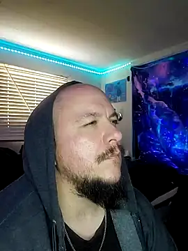 Snapshot of Spunonymous chatting on 01.24.25 Spunonymous online show from 01.24.25