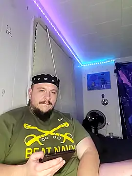 Snapshot of Spunonymous chatting on 01.26.25 Spunonymous online show from 01.26.25