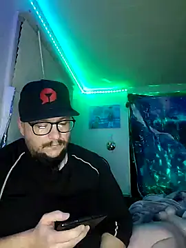 Snapshot of Spunonymous chatting on 02.05.25 Spunonymous online show from 02.05.25