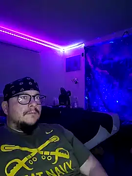 Snapshot of Spunonymous chatting on 03.11.25 Spunonymous online show from 03.11.25