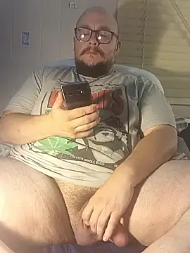 Snapshot of Spunonymous chatting on 10.03.25 Spunonymous online show from 10.03.25