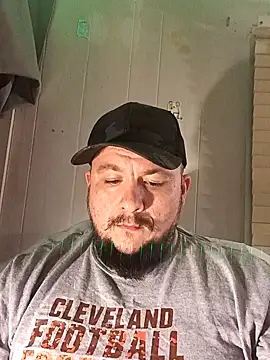 Snapshot of Spunonymous chatting on 10.12.25 Spunonymous online show from 10.12.25