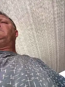 Snapshot of sexycouple109 chatting on 03.01.26 sexycouple109 online show from 03.01.26