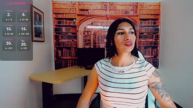 khiara moretti online show from 02.25.25