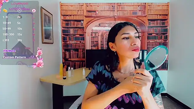 khiara moretti online show from 02.26.25