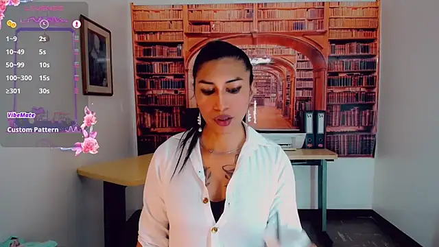 khiara moretti online show from 03.13.25