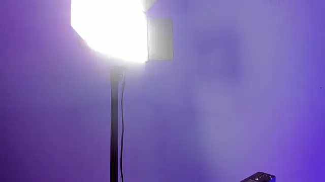 Agathaargent  online show from 02.22.25