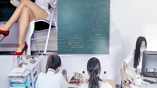 Snapshot of _Math_ chatting on 01.04.25 Math online show from 01.04.25