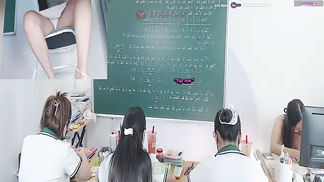 Snapshot of _Math_ chatting on 09.14.25 Math online show from 09.14.25