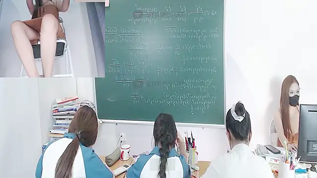 Snapshot of _Math_ chatting on 09.22.25 Math online show from 09.22.25