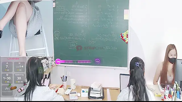 Snapshot of _Math_ chatting on 11.03.25 Math online show from 11.03.25